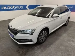 Weiß Gebraucht 2022 Skoda Superb Style Kombi | 24.999 € (Fairer Preis)
