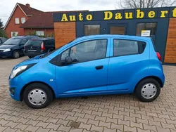 Blau Gebraucht 2013 Chevrolet Spark LS Kleinwagen | 4.000 € (Etwas zu teuer)