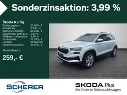 Weiß Gebraucht 2024 Skoda Karoq Selection SUV | 33.900 € (Etwas zu teuer)