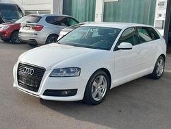 Weiß Gebraucht 2010 Audi A3 Ambition Limousine | 7.900 € (Teuer)