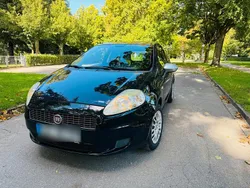 Blau Gebraucht 2009 Fiat Punto Kleinwagen | 1.350 € (Guter Preis)