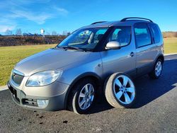 Beige Gebraucht 2008 Skoda Roomster Scout Kombi | 2.990 € (Etwas zu teuer)