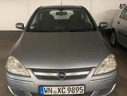 Grau Gebraucht 2005 Opel Corsa Kleinwagen | 1.500 € (Fairer Preis)