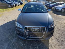 Grau Gebraucht 2010 Audi S3 Comfort Limousine | 12.950 € (Guter Preis)