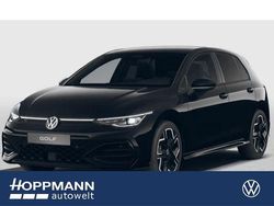 Grenadillschwarz metallic Neu 2025 VW Golf VIII R-line Limousine | 42.090 € (Teuer)