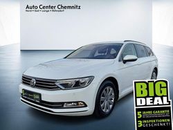 Weiß Gebraucht 2016 VW Passat Comfortline Kombi | 15.912 € (Fairer Preis)