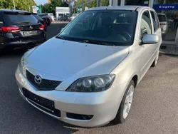 Silber Gebraucht 2006 Mazda 2 Kleinwagen | 2.490 € (Etwas zu teuer)