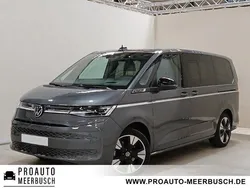 Grau Gebraucht 2023 VW T7 Style Van | 53.999 € (Fairer Preis)