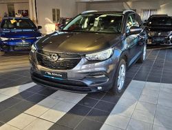 Mondstein grau/e:vulkan grau Gebraucht 2018 Opel Grandland X Edition SUV | 14.770 € (Fairer Preis)
