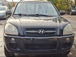 Gebraucht 2005 Hyundai Tucson GLS SUV | 1.400 € (Etwas zu teuer)