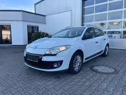 Weiß Gebraucht 2012 Renault Mégane GrandTour Kombi | 6.499 € (Teuer)