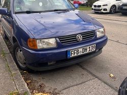 Blau Gebraucht 1998 VW Polo Highline Limousine | 1.399 € (Fairer Preis)