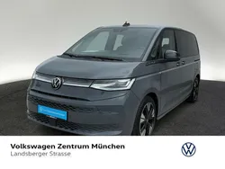 Grau Gebraucht 2023 VW T7 Style Van | 63.950 € (Teuer)