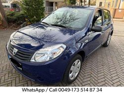 Blau Gebraucht 2009 Dacia Sandero Ambiance Limousine | 1.900 € (Guter Preis)
