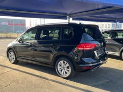 Schwarz Gebraucht 2023 VW Touran Comfortline Van / Kleinbus | 29.900 € (Guter Preis)