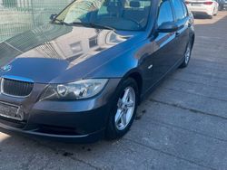 Gebraucht 2005 BMW 320 Sport Line Limousine | 3.350 € (Fairer Preis)