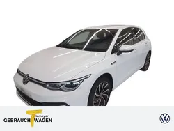 Weiß Gebraucht 2023 VW Golf VIII Style Limousine | 27.980 € (Superpreis)