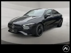 Schwarz metalliclack kosmossc Gebraucht 2025 Mercedes CLA200 AMG Coupé | 44.979 € (Teuer)