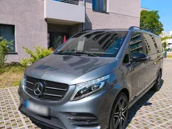 Grau Gebraucht 2018 Mercedes V250 Edition Van / Kleinbus | 51.999 € (Teuer)