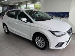 Weiß Gebraucht 2021 Seat Ibiza Reference Limousine | 10.290 € (Guter Preis)