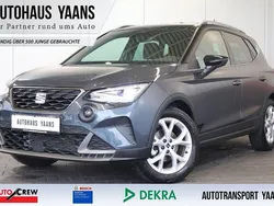 Grau Gebraucht 2024 Seat Arona FR SUV | 15.989 € (Superpreis)