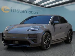 Grau Neu 2025 Porsche Macan Turbo SUV | 156.249 €
