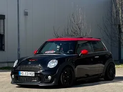 Schwarz Gebraucht 2012 Mini John Cooper Works Kleinwagen | 14.000 € (Fairer Preis)