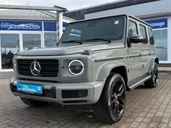 Grau Gebraucht 2023 Mercedes G400 AMG line SUV | 134.990 € (Etwas zu teuer)