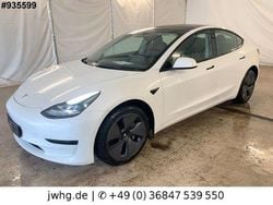 Weiß Gebraucht 2022 Tesla Model 3 Limousine | 25.750 € (Superpreis)