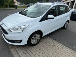 Weiß Gebraucht 2018 Ford Grand C-Max Cool & Connect Van / Kleinbus | 6.999 € (Fairer Preis)