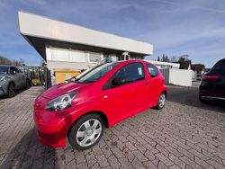 Rot Gebraucht 2007 Toyota Aygo Basis Kleinwagen | 3.350 € (Etwas zu teuer)