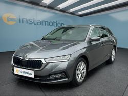 Grau Gebraucht 2022 Skoda Octavia Kombi | 21.449 € (Guter Preis)