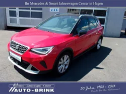 Reinrot/schwarz Gebraucht 2023 Seat Arona Xperience SUV | 18.375 € (Fairer Preis)