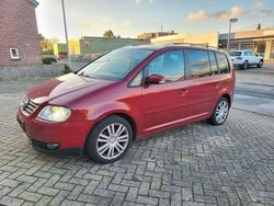 Rot Gebraucht 2006 VW Golf V Limousine | 2.699 € (Teuer)