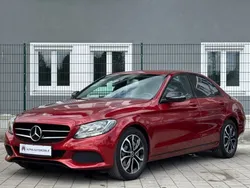 Hyazinthrot metalliclack Gebraucht 2018 Mercedes C180 Limousine | 21.990 € (Guter Preis)