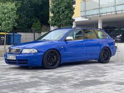Blau Gebraucht 1998 Audi S4 Performance Kombi | 17.000 €