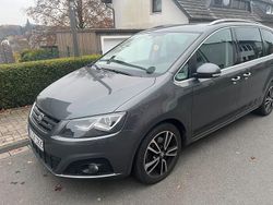 Grau Gebraucht 2016 Seat Alhambra Ecomotive Van / Kleinbus | 24.690 € (Teuer)