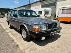 Grau Gebraucht 1992 Volvo 240 Standard Limousine | 22.900 €