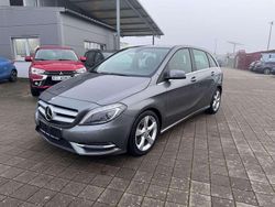 Mountaingrau met. Gebraucht 2014 Mercedes B220 Edition Van / Kleinbus | 15.499 € (Fairer Preis)