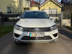 Weiß Gebraucht 2016 VW Touareg Edition SUV | 19.900 € (Fairer Preis)