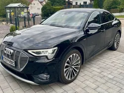 Schwarz Gebraucht 2021 Audi e-tron S-Line SUV | 31.300 € (Fairer Preis)