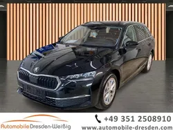 Schwarzmagic perleffekt Gebraucht 2024 Skoda Octavia Selection Kombi | 29.980 € (Superpreis)