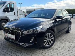 Schwarz Gebraucht 2017 Hyundai i30 Trend Limousine | 10.900 € (Guter Preis)