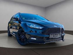 Schwarz Gebraucht 2016 Ford Focus ST Limousine | 11.593 € (Guter Preis)