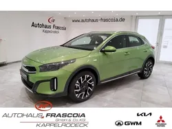 Celadon grün metallic Gebraucht 2024 Kia XCeed Vision SUV | 21.910 € (Superpreis)
