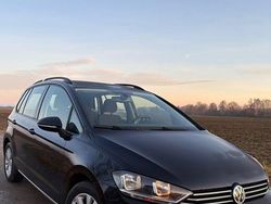 Schwarz Gebraucht 2016 VW Golf Sportsvan Comfortline Van / Kleinbus | 9.499 € (Guter Preis)
