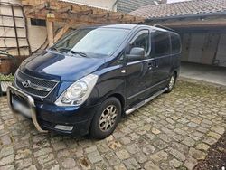 Blau Gebraucht 2009 Hyundai H-1 Van | 14.000 €