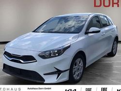 Weiß Neu 2025 Kia Ceed Kleinwagen | 26.690 € (Fairer Preis)