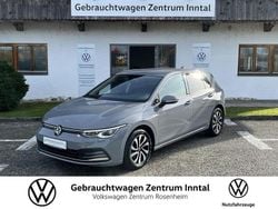 Mondsteingrau Gebraucht 2021 VW Golf VIII Active Limousine | 18.900 € (Fairer Preis)