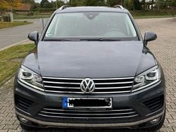 Grau Gebraucht 2015 VW Touareg Exclusive SUV | 15.900 € (Superpreis)